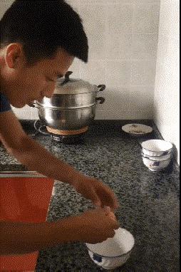 抱怨没吃到鸡蛋男子:离婚 财产给她